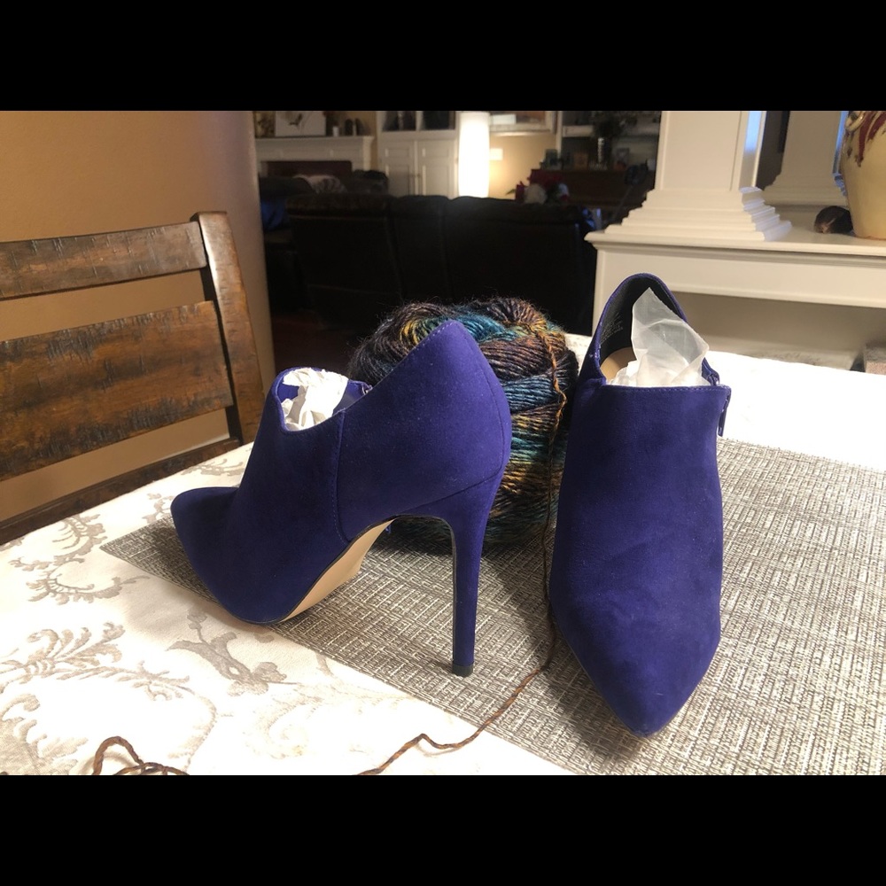 Purple booties - Picture 2 of 4